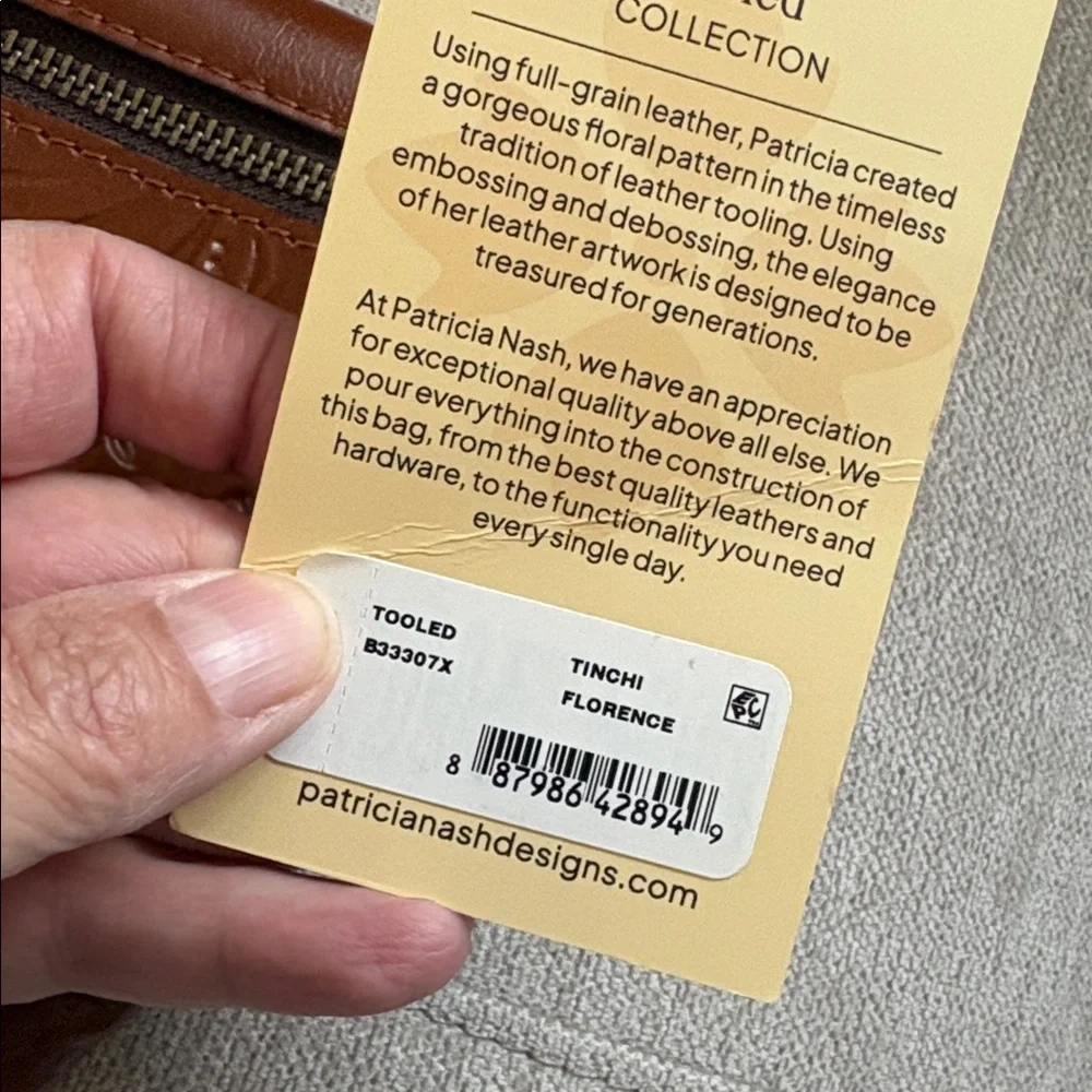 NWT Patricia Nash Tinchi Florence Floral Leather Crossbody - Picture 2 of 5